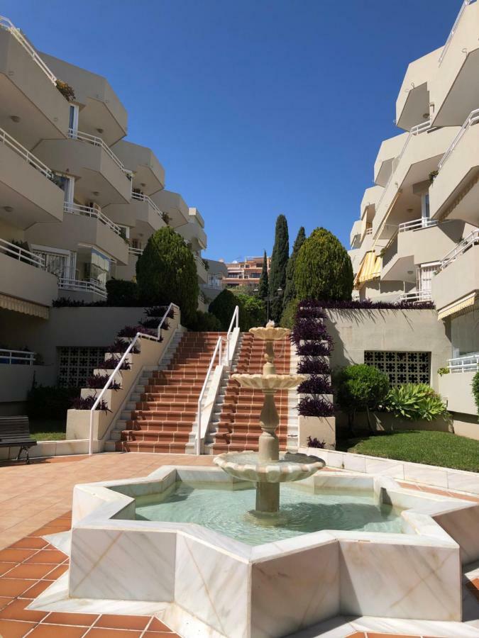 Апартаменти Luxury Dona Carlota Торремолінос Екстер'єр фото